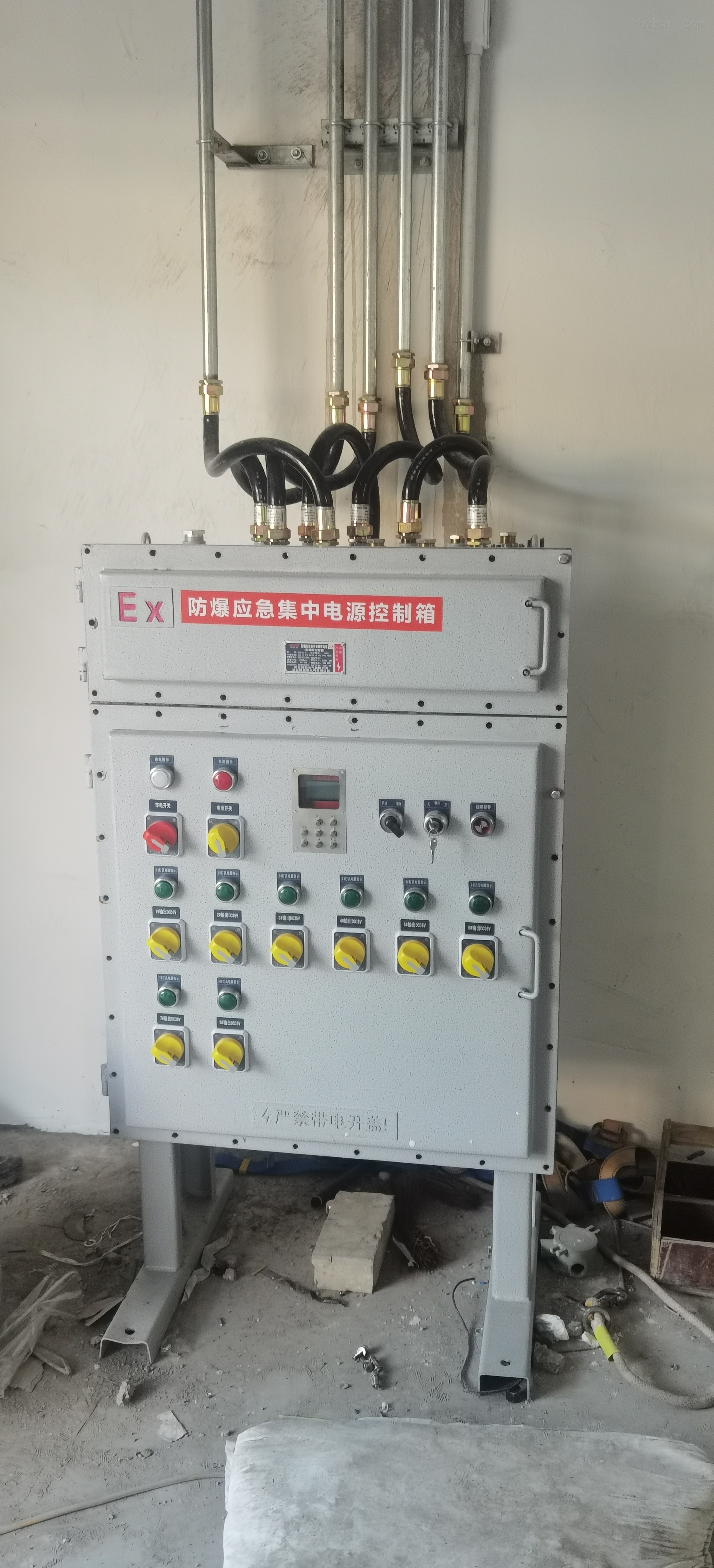 依客思防爆科技有限公司 防爆电器 防爆集中电源控制箱 > bxm(d)-t